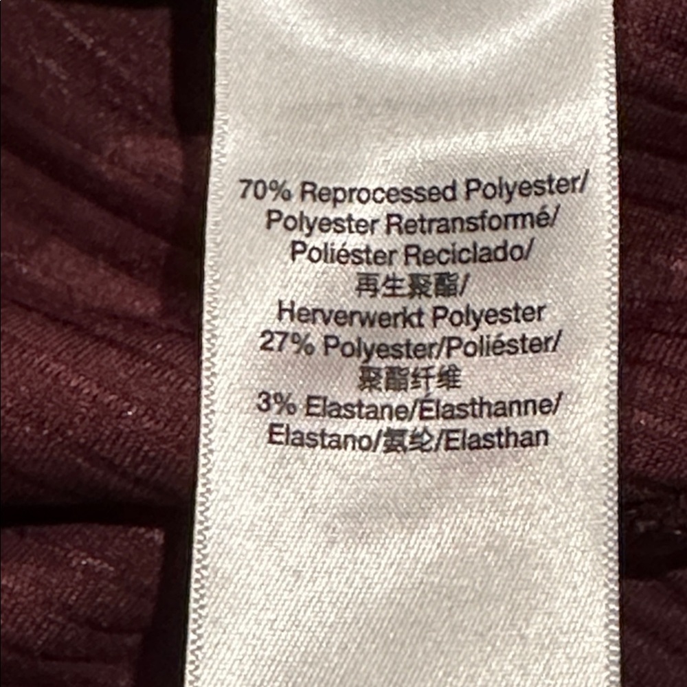 NWOT DKNY Maroon Ribbed Turtleneck Top - Picture 7 of 7